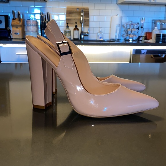 NWT Eldof Slingback Pointed Toe Pump in Beige - Picture 6 of 12